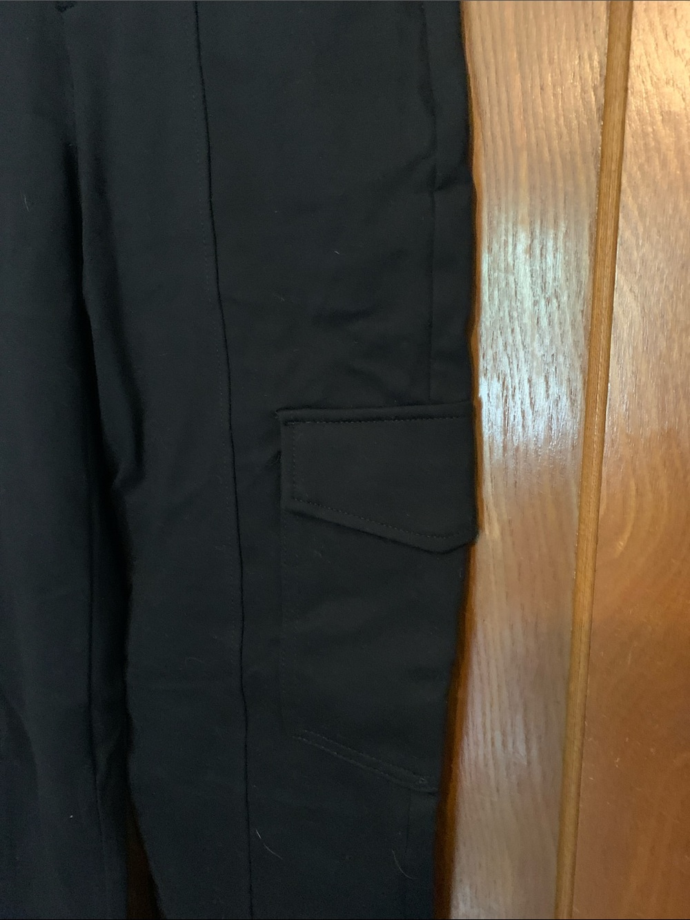 Hunter and Brown Black Cargo Jeggings with Side Pockets - Picture 5 of 10